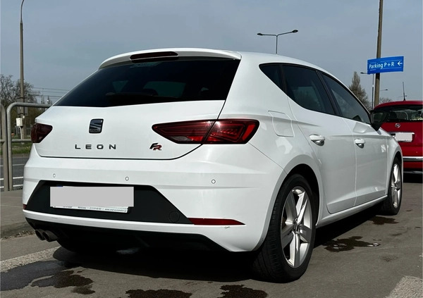 Seat Leon cena 65000 przebieg: 49777, rok produkcji 2018 z Warszawa małe 379